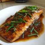 Honey Sriracha Glazed Salmon