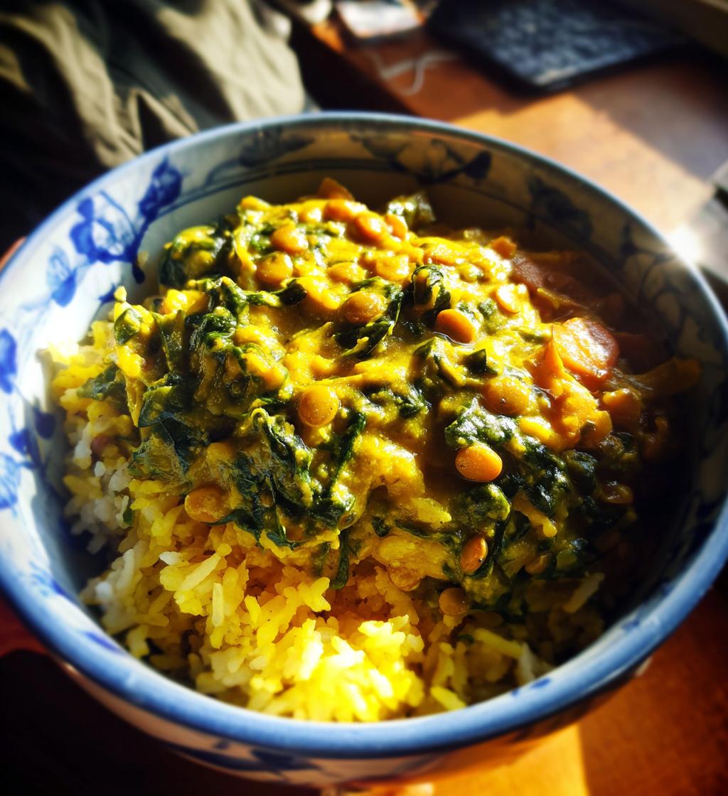 Lentil and Spinach Dal with Turmeric Rice - detail 1
