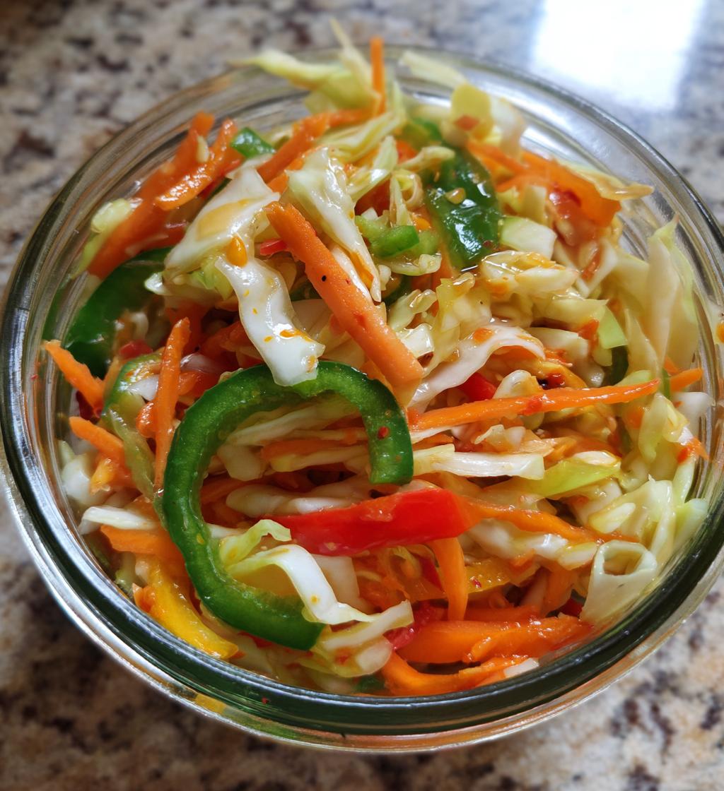 Pikliz (Spicy Pickled Cabbage Slaw) - detail 1